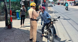 Mới sáng mùng 1 Tết đã bị CSGT xử phạt do say xỉn