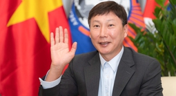 "Thầy" Kim Sang-sik và khát vọng nâng tầm bóng đá Việt Nam