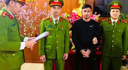 Bé gái 13 tuổi bị hiếp dâm khi đi chơi ngày mùng 1 Tết