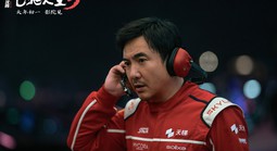 Trương Nghệ Mưu đang thua người trẻ trong cuộc đua phim Tết Bính Ngọ 2026