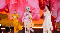 Fancon "Bắc Bling": Hòa Minzy và một năm bứt tốc đầy thuyết phục