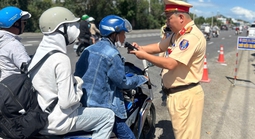 Gia Lai xử lý 340 “ma men” vi phạm nồng độ cồn