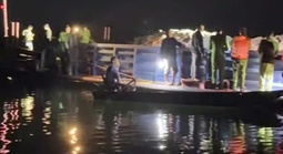 Tàu chở khách và tàu chở đá va chạm trên hồ Thác Bà, 6 người mất tích