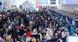 Nội Bài lập kỷ lục trong ngày cuối kỳ nghỉ Tết