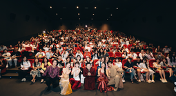 "Thỏ ơi!!" của Trấn Thành thu hơn 256 tỉ đồng, giữ chuỗi tốp 1