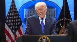 Mỹ chính thức áp thuế quan mới 10% trong vòng 
 150 ngày