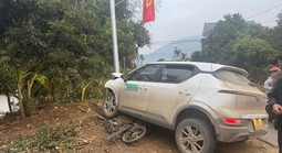 Ô tô chạy lấn làn tông thầy hiệu trưởng đi xe máy tử vong