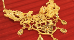 Tối 24-2, giá vàng "quay xe" rớt mạnh