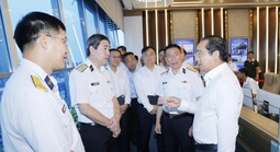 Chủ tịch UBND TPHCM Nguyễn Văn Được thăm, làm việc tại Tổng Công ty Tân Cảng Sài Gòn