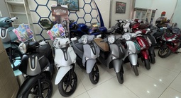 Xe máy "rớt" giá sau Tết