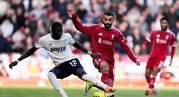 Salah bị chê “hết thời”, sở hữu thống kê gây sốc