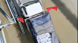 Xe tải chở gạo làm sập cầu ở Cần Thơ