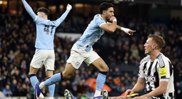 Biến Newcastle thành cựu vương, Man City vào chung kết League Cup