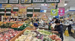 Yên tâm mua sắm hàng hóa Tết