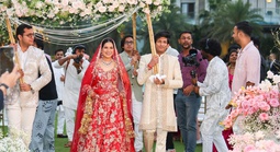 Cặp đôi Ấn Độ "mở màn" cho du lịch cưới Đà Nẵng