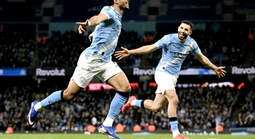 Man City chờ cú hích League Cup