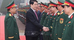 Chủ tịch nước Lương Cường thăm, chúc Tết Quân khu 2 và Sư đoàn 316