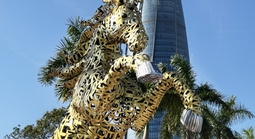 Giải mã ý nghĩa của linh vật ngựa vàng ghép tên 94 xã, phường, đặc khu ở Đà Nẵng