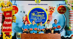 400 đoàn viên – lao động khó khăn sum vầy đón Tết cùng Công đoàn TPHCM