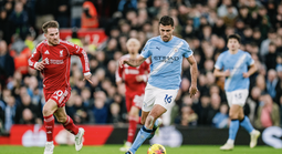 Man City ngược dòng bùng nổ, đẩy Liverpool xa tốp đầu