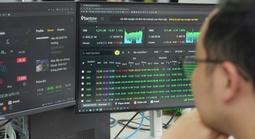 Giới đầu tư chứng khoán hồi hộp chờ diễn biến tuần giao dịch trước Tết