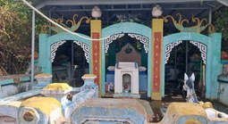 Mộ Thần Thái Giám và huyền tích bạch mã giữa đất Phú Hài