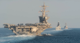 Iran tấn công tàu sân bay Mỹ; rộ tin cựu Tổng thống Ahmadinejad  thiệt mạng