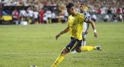 Ronaldo mưu tính bước đi chưa từng có trong sự nghiệp