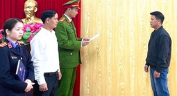 Bắt chủ cơ sở sản xuất dấm ăn kém chất lượng