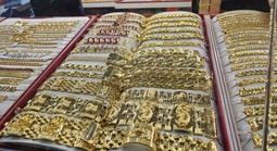 Cuối ngày 10-3, giá vàng miếng SJC và vàng nhẫn tiếp tục tăng mạnh