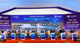 Khởi công siêu đô thị 13 ngàn tỉ đồng bên bờ sông Mã