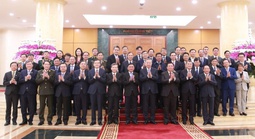 Đổi mới mạnh mẽ tư duy nghiên cứu lý luận