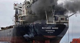 Bài toán quanh eo biển Hormuz