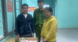 Hành động đẹp của tài xế Grab ở Đà Nẵng nhận mưa lời khen của cộng đồng mạng