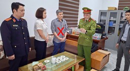 Khởi tố một cựu giám đốc và 2 thuộc cấp