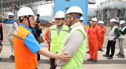 Chủ tịch Tổng LĐLĐ Việt Nam thăm, động viên người lao động tại Trung tâm Điện lực Quảng Trạch