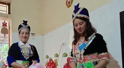 VIDEO: Cử tri ở 55 khu vực miền núi, biên giới đi bầu cử sớm