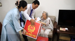 Câu chuyện nhân văn đằng sau "thùng phiếu di động"