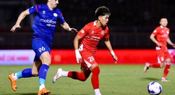 VAR từ chối bàn thắng của PVF-CAND, Khoa Ngô tỏa sáng giúp Công an TP HCM thắng 1-0