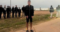 Nhóm thanh niên mang kiếm rượt chém người, nhưng bị nhầm đối thủ