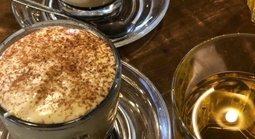 Đen, đá, sữa, bạc xỉu hay cốt dừa: Bản giao hưởng của những cái tôi