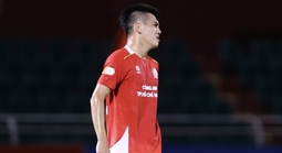 HLV Huỳnh Đức lý giải việc không thể đưa Tiến Linh lên ghế dự bị