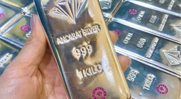 Giá bạc hôm nay 15-3: Thấp nhất 2 tuần, người mua bạc dịp Thần Tài lỗ nặng