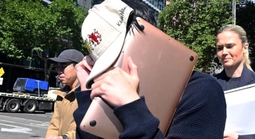 Du học sinh người Việt ra tòa vì quay lén hơn 100 phụ nữ tại Úc