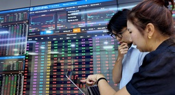 Chứng khoán trước áp lực kép