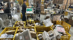 Rối quy định hóa đơn trên sàn