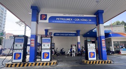 Vì sao các nước xả kho, giá dầu thế giới vẫn tăng cao?