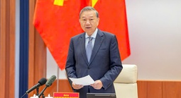 Tổng Bí thư: Xây dựng Hải Phòng thành trung tâm 
công nghiệp công nghệ cao và kinh tế biển hiện đại