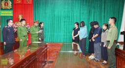 Giám đốc một công ty cùng 4 người môi giới bất động sản bị khởi tố