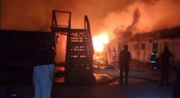 Bệnh viện ở thủ đô Afghanistan hứng không kích, 400 người thiệt mạng